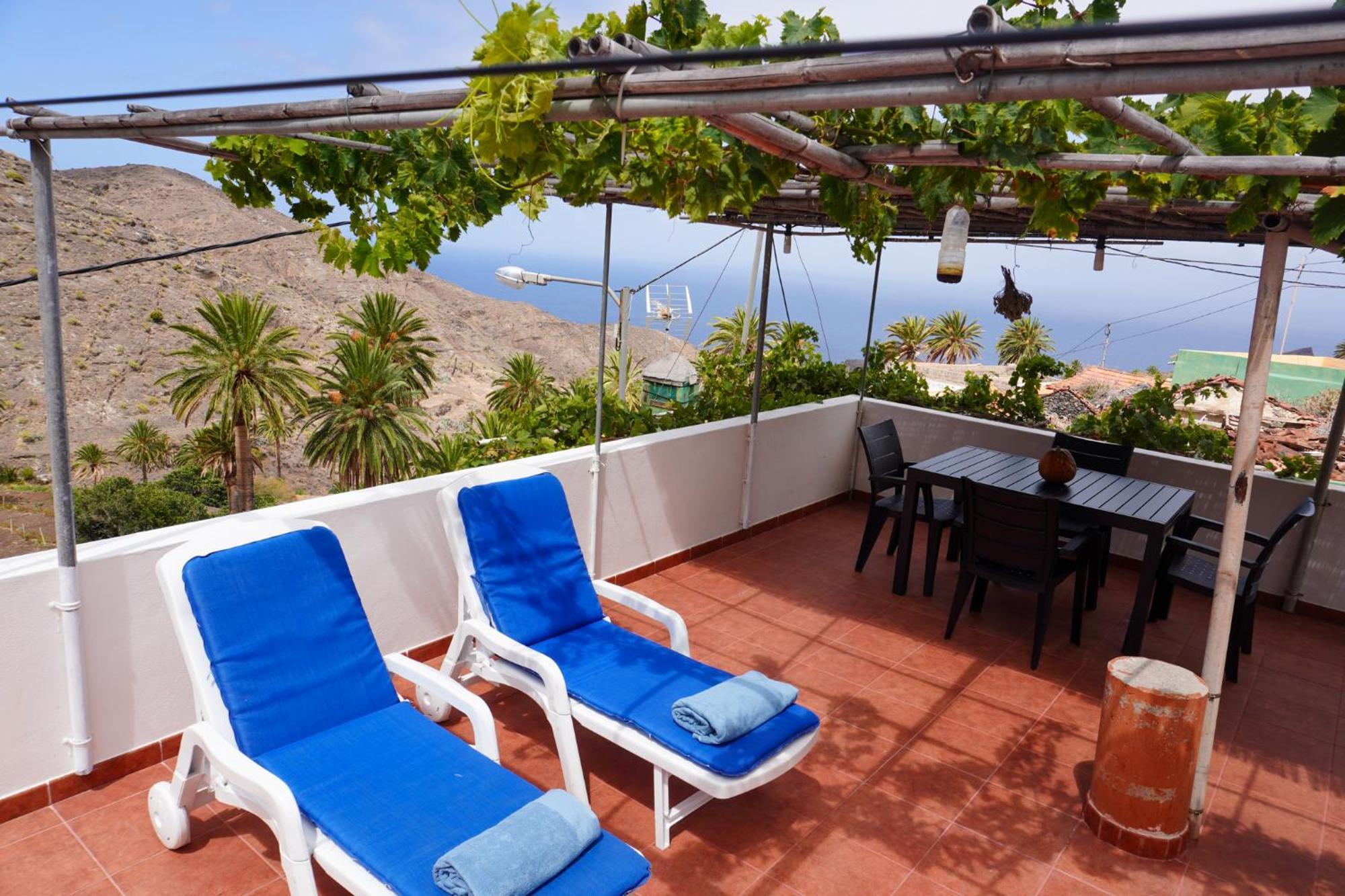 Holiday House Casa Argelio Alojera Екстериор снимка